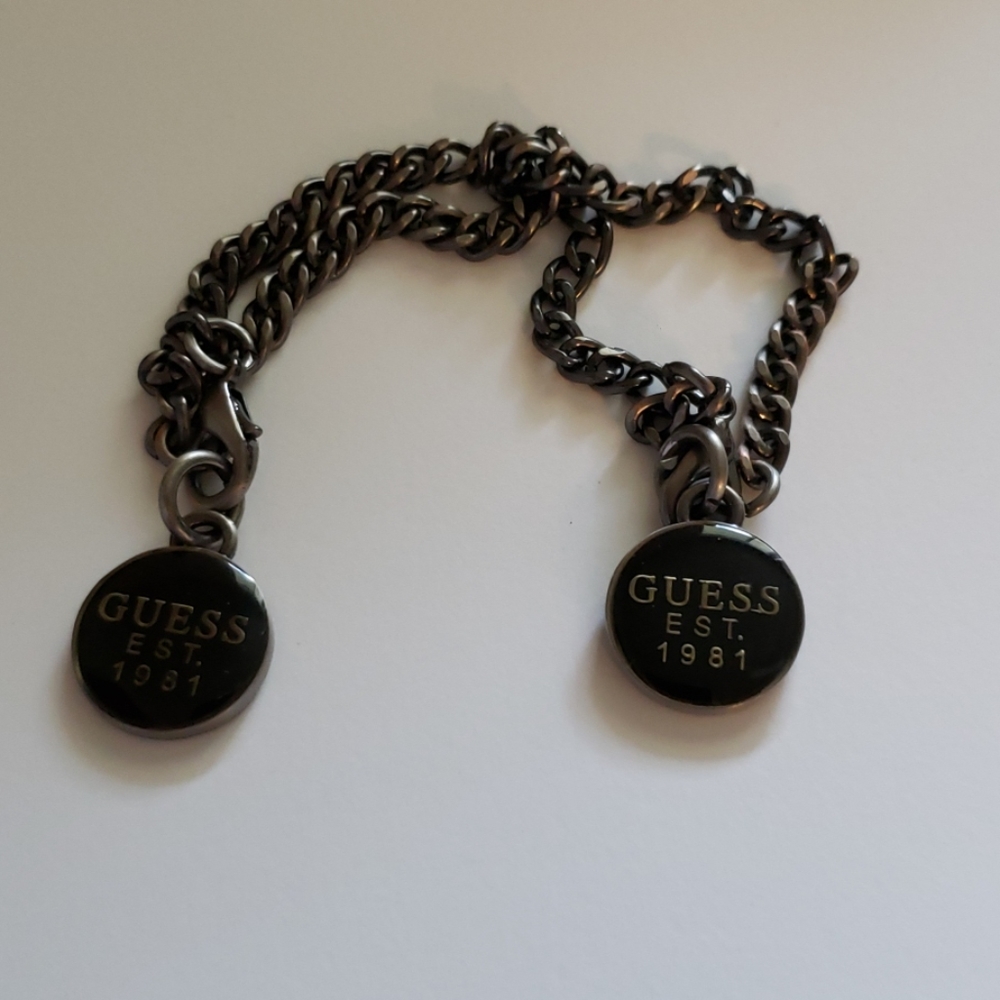 bracelet guess est 1981